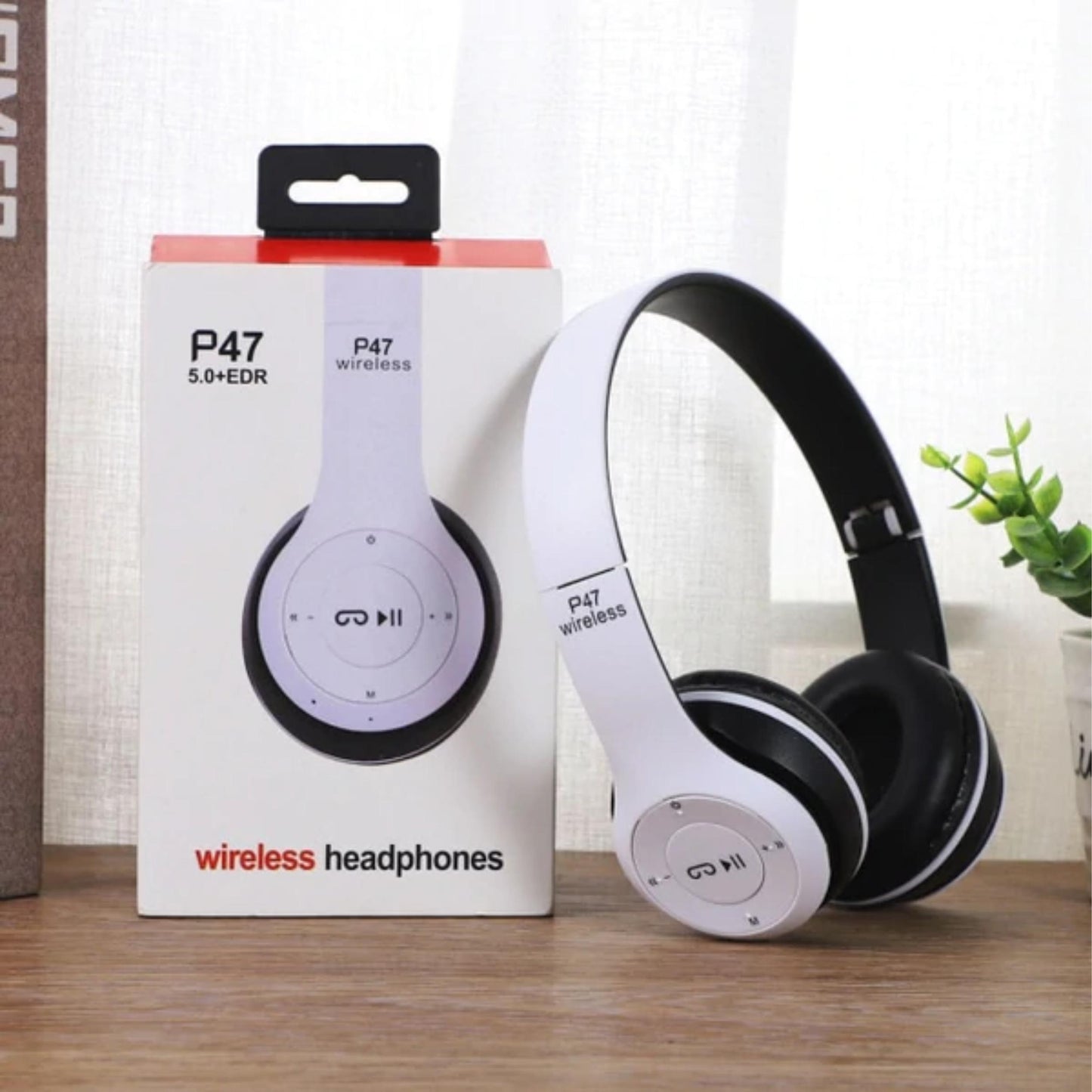 HEADPHONES (P47)